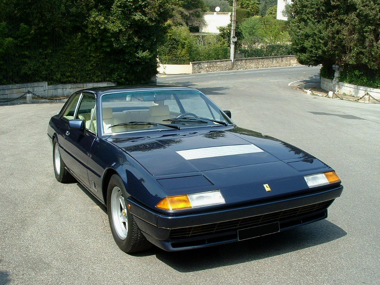Ferrari 400
