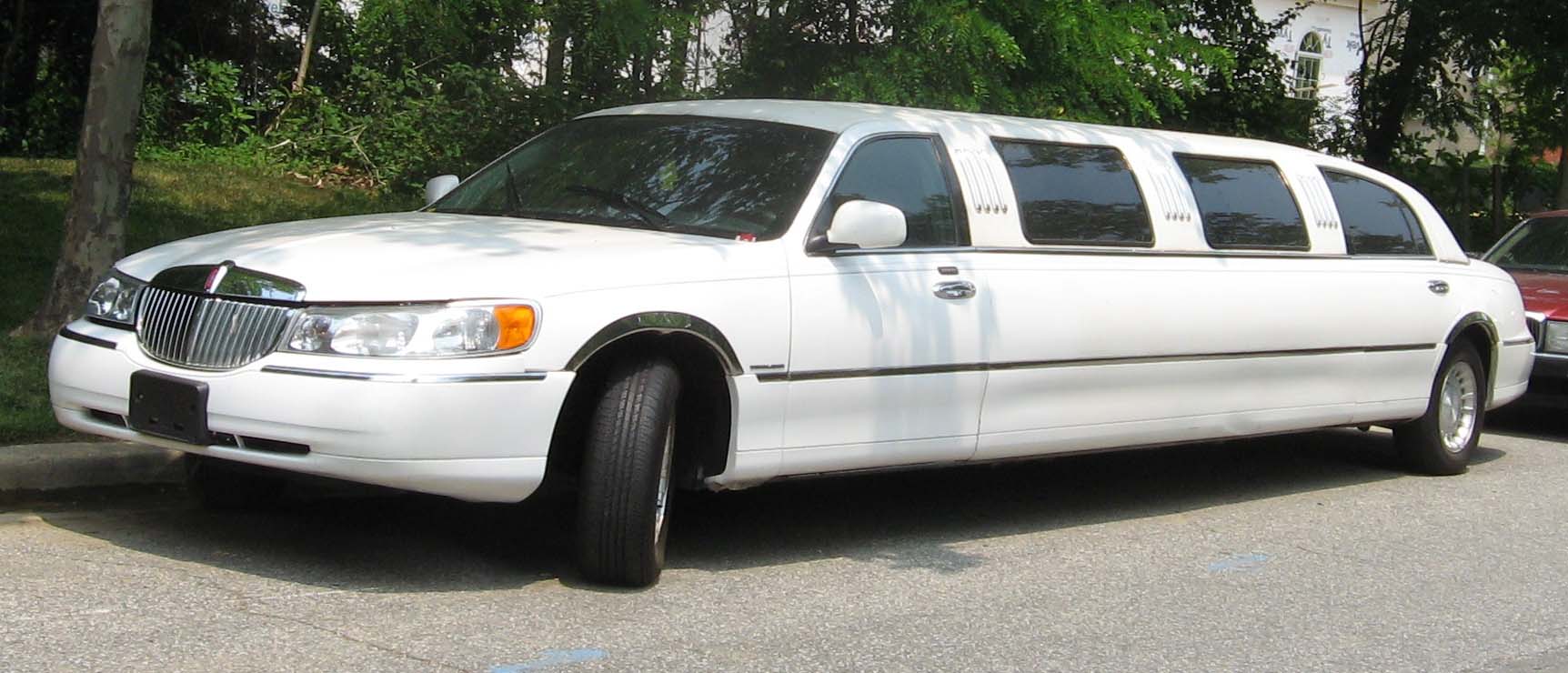 Lincoln Limousine