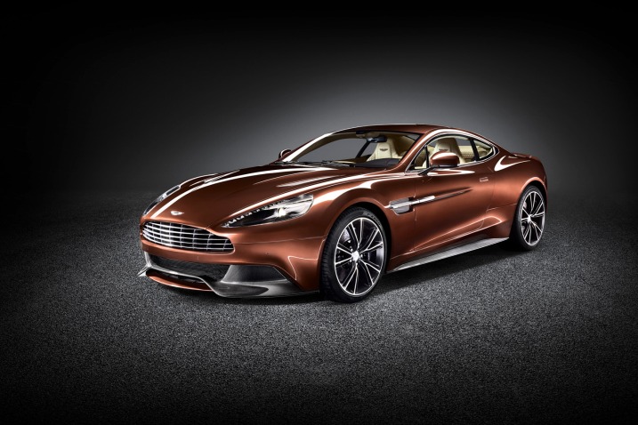 Aston Martin Vanquish I: 1 фото