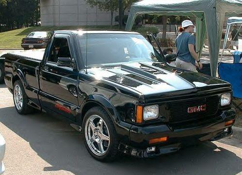 GMC Syclone: 11 фото