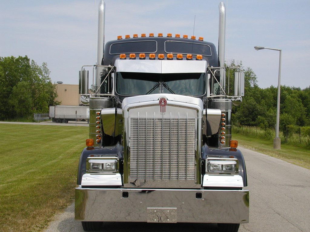 Kenworth W900: 4 фото