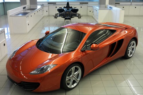 McLaren MP4-12C: 8 фото