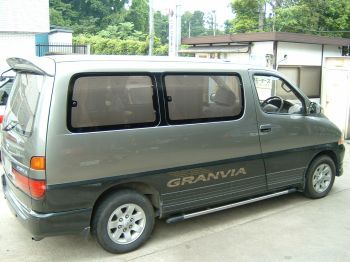Toyota Granvia: 04 фото