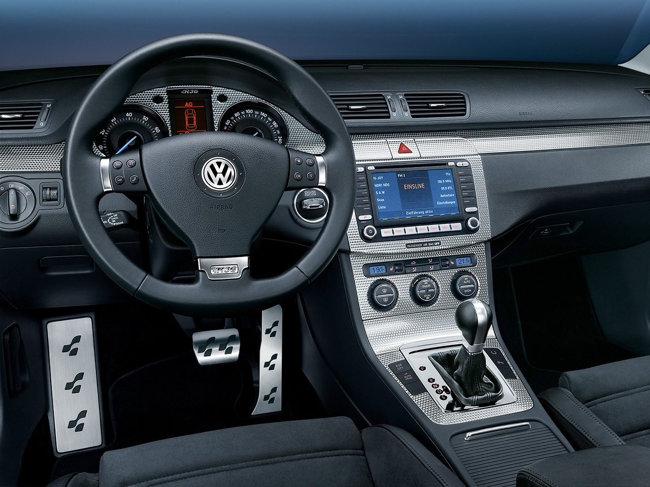 Volkswagen Passat: 09 фото